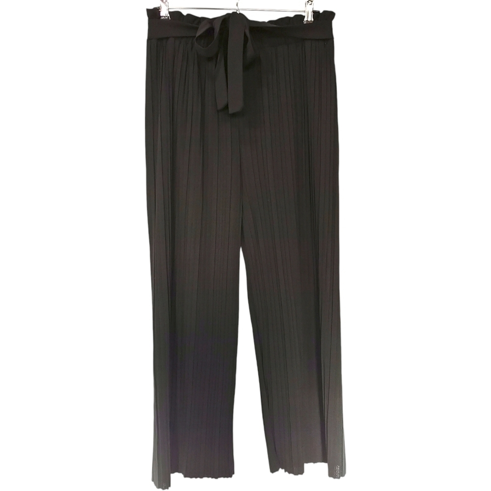 Posh Pleated High Rise Wide Leg Cropped Pants Black Sz L Open To Offers